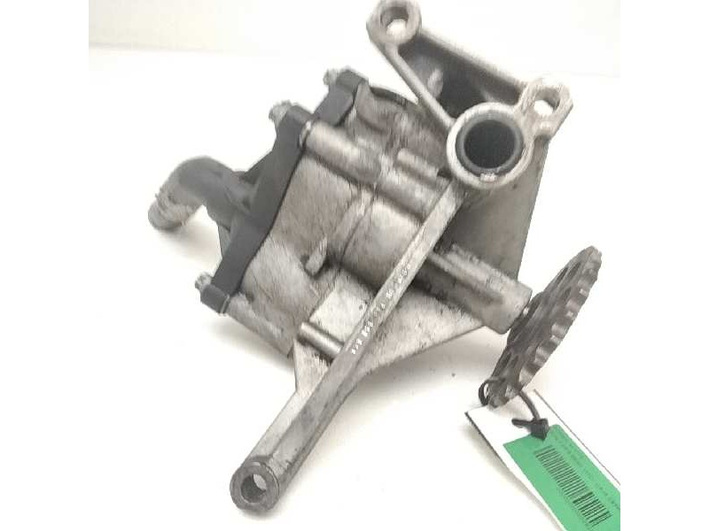 Recambio de bomba aceite para mercedes vito (w638) caja cerrada 2.2 16v cdi turbodiesel cat referencia OEM IAM 6061810801  12468