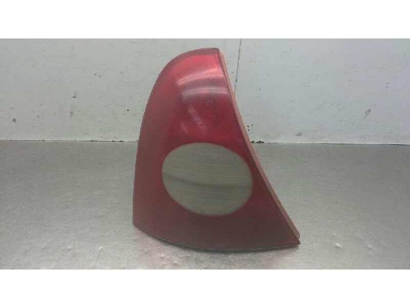 Recambio de piloto trasero izquierdo para renault clio ii fase ii (b/cb0) authentique confort referencia OEM IAM 8200917488  