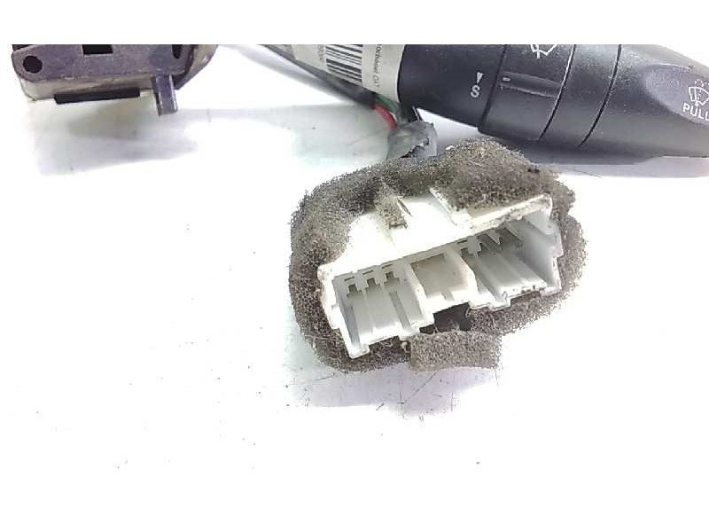 Recambio de mando limpia para ssangyong musso 2.9 turbodiesel cat referencia OEM IAM   124720