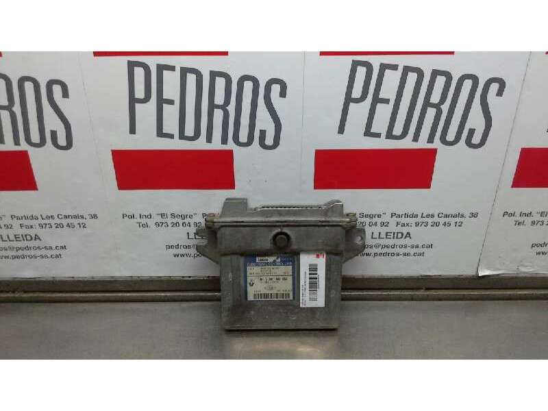 Recambio de centralita motor uce para renault clio ii fase i (b/cbo) 1.9 diesel referencia OEM IAM 7700111205 104 