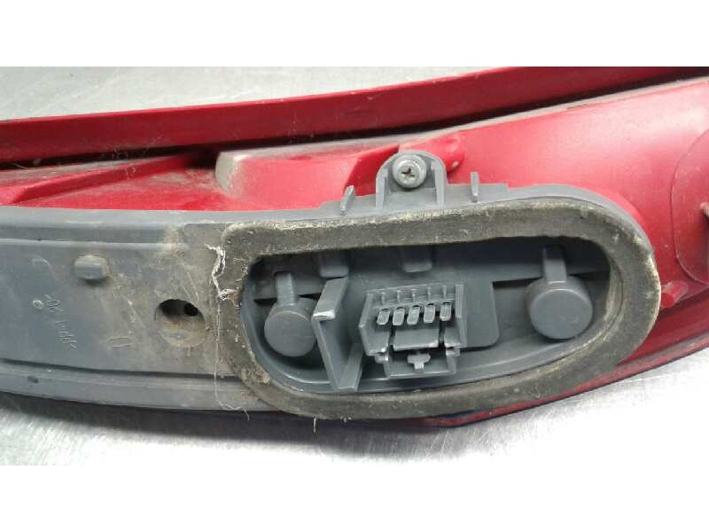 Recambio de piloto trasero derecho para fiat punto berlina (188) 1.2 16v elx referencia OEM IAM 0046523769  