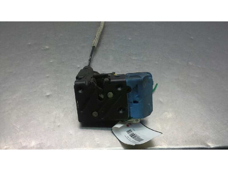 Recambio de cerradura puerta delantera derecha para volvo s60 berlina d5 referencia OEM IAM 30784977  