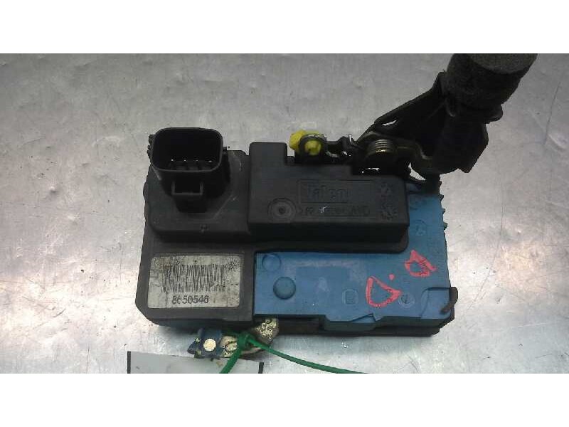 Recambio de cerradura puerta delantera derecha para volvo s60 berlina d5 referencia OEM IAM 30784977  