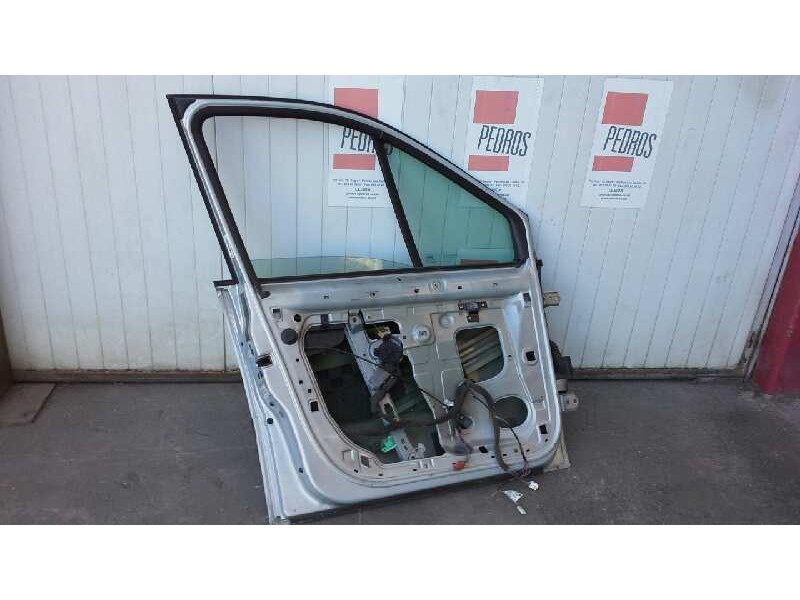 Recambio de puerta delantera izquierda para renault scenic ii luxe privilege referencia OEM IAM   