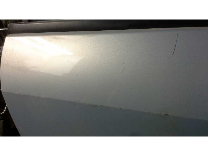 Recambio de puerta delantera izquierda para renault scenic ii luxe privilege referencia OEM IAM   