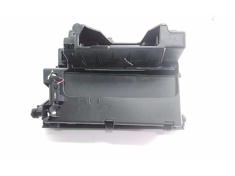 Recambio de guantera para seat leon sc (5f5) fr referencia OEM IAM 5F1857095G  