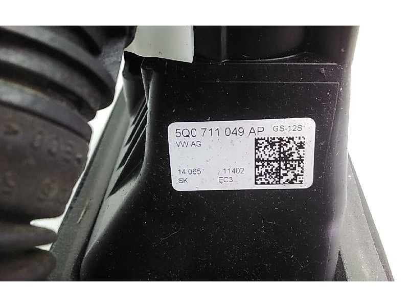 Recambio de palanca cambio para seat leon sc (5f5) fr referencia OEM IAM 5Q0711049AP  