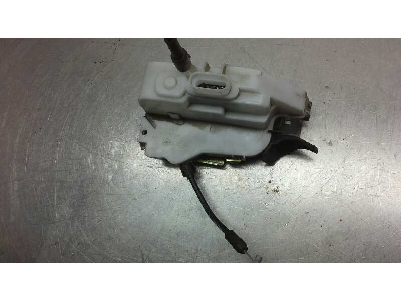 Recambio de cerradura puerta delantera izquierda para renault scenic ii 1.5 dci diesel referencia OEM IAM   