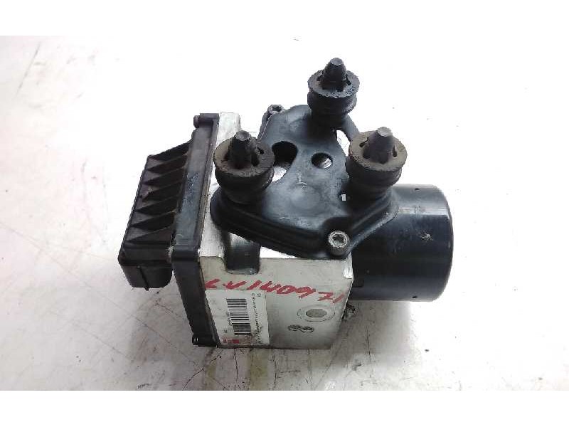 Recambio de abs para volkswagen passat berlina (3c2) sportline referencia OEM IAM 3C0614109P  