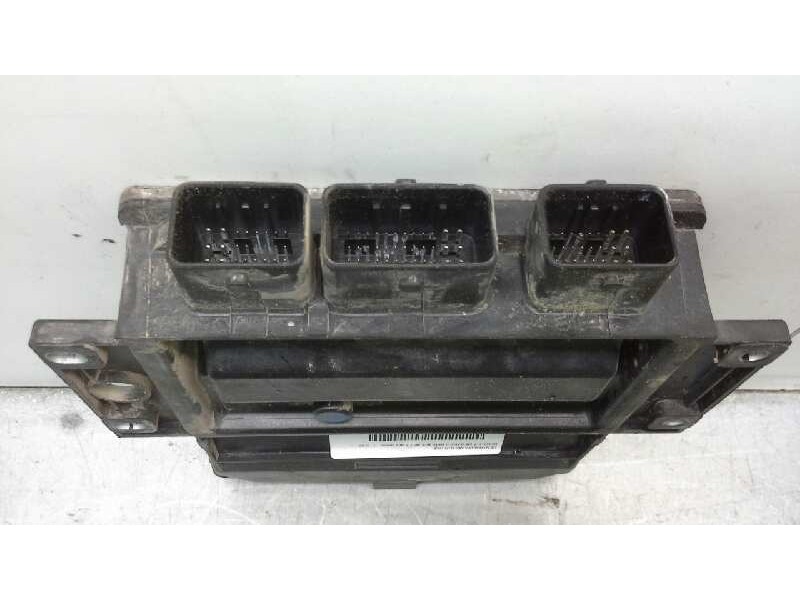 Recambio de centralita motor uce para renault megane ii berlina 3p 1.5 dci diesel referencia OEM IAM 8200334419 201 