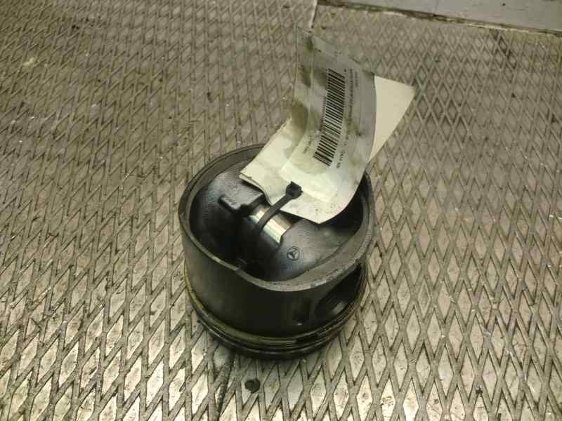 Recambio de piston para mercedes sprinter 02.00  caja abierta 2.2 cdi cat referencia OEM IAM   