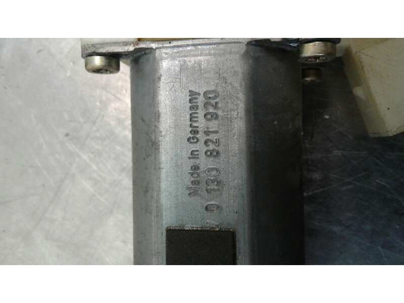 Recambio de elevalunas delantero derecho para mercedes clase clk (w209) coupe 200 compressor (209.342) referencia OEM IAM A23082
