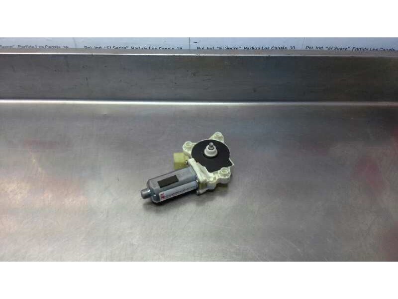Recambio de motor elevalunas delantero izquierdo para mercedes clase clk (w209) coupe 200 compressor (209.342) referencia OEM IA