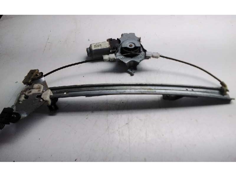 Recambio de elevalunas trasero derecho para nissan primera berlina (p12) acenta referencia OEM IAM 400600  