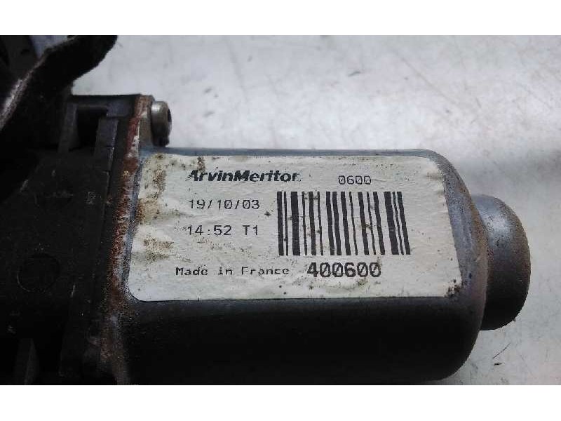 Recambio de elevalunas trasero derecho para nissan primera berlina (p12) acenta referencia OEM IAM 400600  