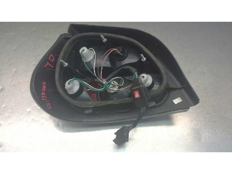 Recambio de piloto trasero derecho para renault megane i fase 2 berlina (ba0) 1.6 16v century referencia OEM IAM 7700428321  