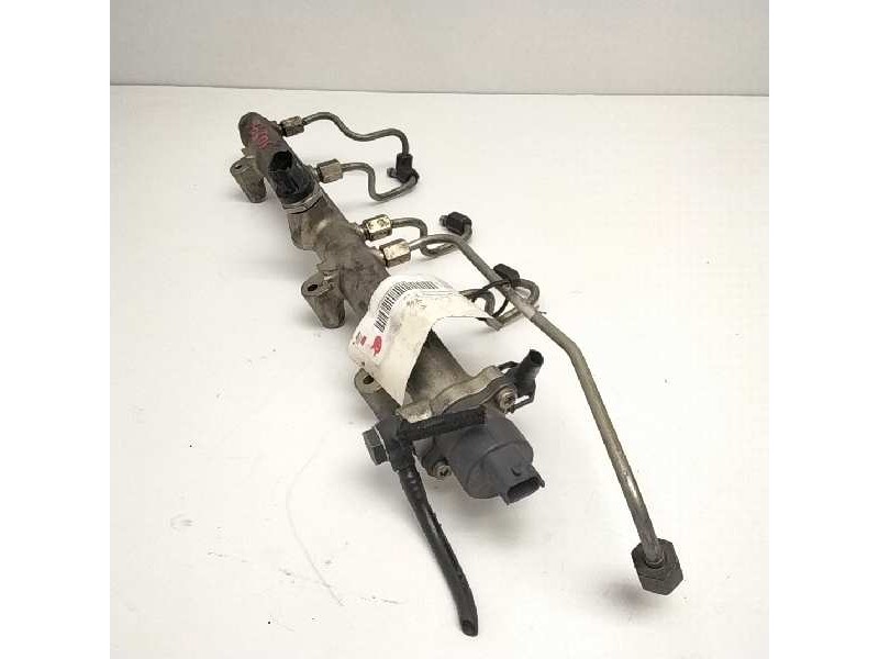Recambio de rampa inyectora para hyundai elantra referencia OEM IAM 0445214075  125539