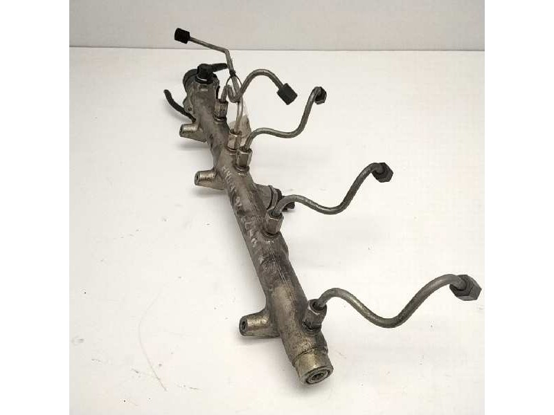 Recambio de rampa inyectora para hyundai elantra referencia OEM IAM 0445214075  125539