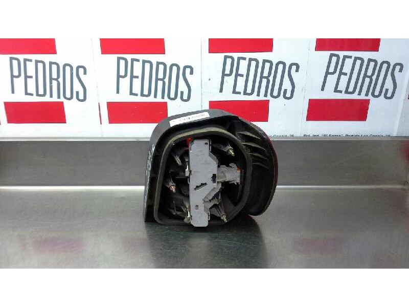 Recambio de piloto trasero izquierdo para volkswagen polo berlina (6n1) básico referencia OEM IAM   