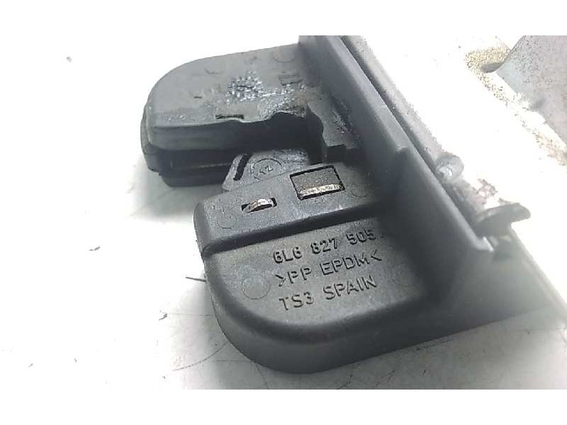 Recambio de cerradura maletero / porton para seat ibiza (6l1) reference referencia OEM IAM 6L6827505A  