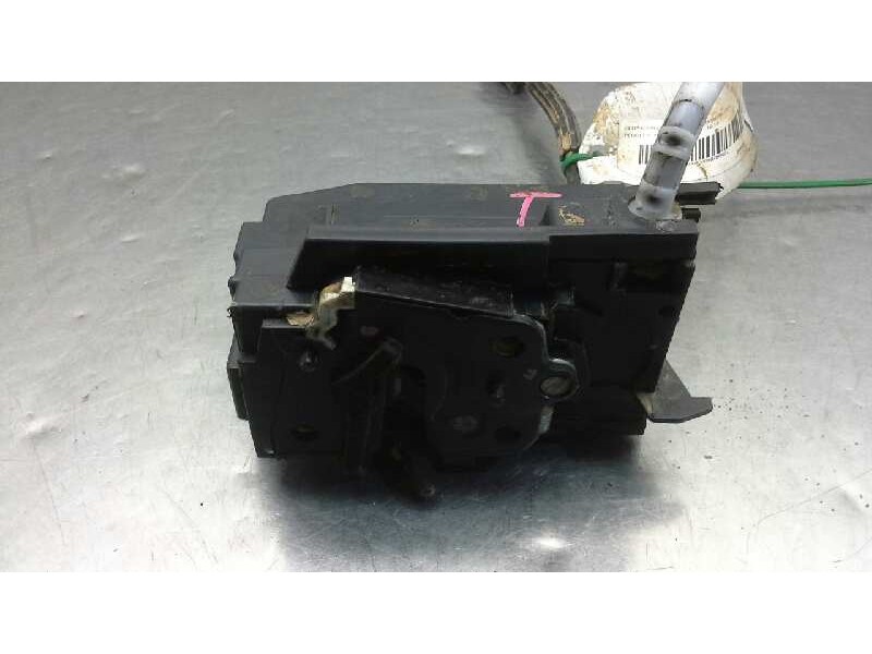 Recambio de cerradura puerta trasera derecha para peugeot 308 style referencia OEM IAM   
