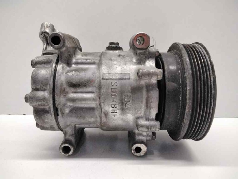 Recambio de compresor aire acondicionado para renault modus 1.4 16v referencia OEM IAM 8200365787 SD6V12 1452B