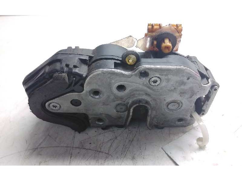 Recambio de cerradura puerta delantera derecha para opel astra j gtc sportive referencia OEM IAM 13579523  