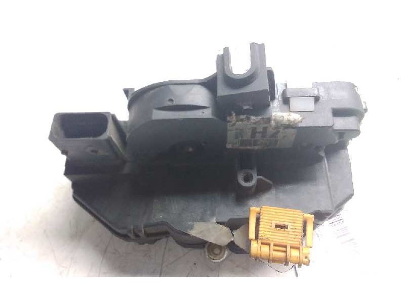Recambio de cerradura puerta delantera derecha para opel astra j gtc sportive referencia OEM IAM 13579523  