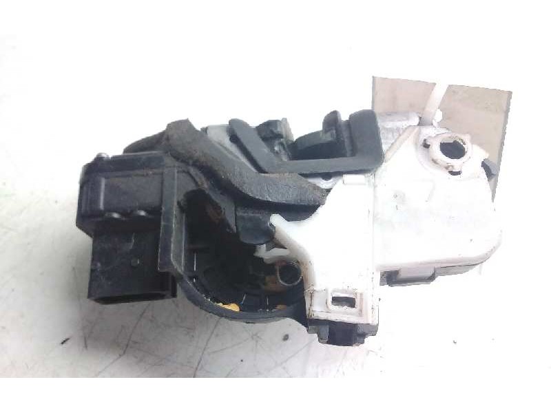 Recambio de cerradura puerta delantera derecha para opel astra j gtc sportive referencia OEM IAM 13579523  