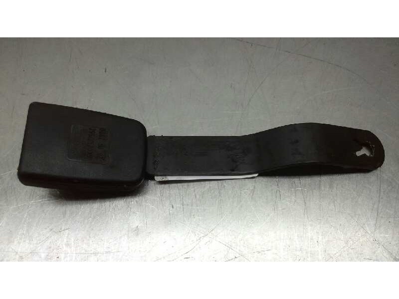 Recambio de enganche delantero izquierdo para seat ibiza (6k1) select referencia OEM IAM 6K08577555C  