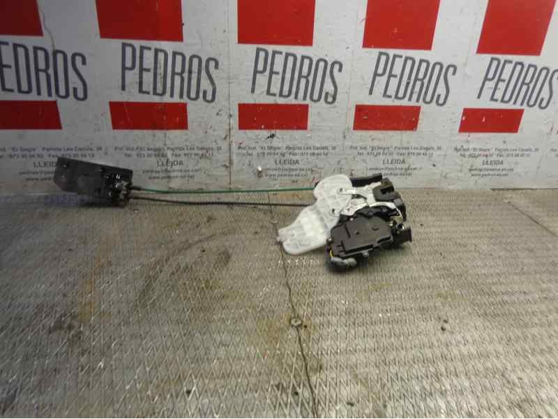 Recambio de cerradura puerta delantera derecha para kia carnival 2.9 crdi vgt active referencia OEM IAM   