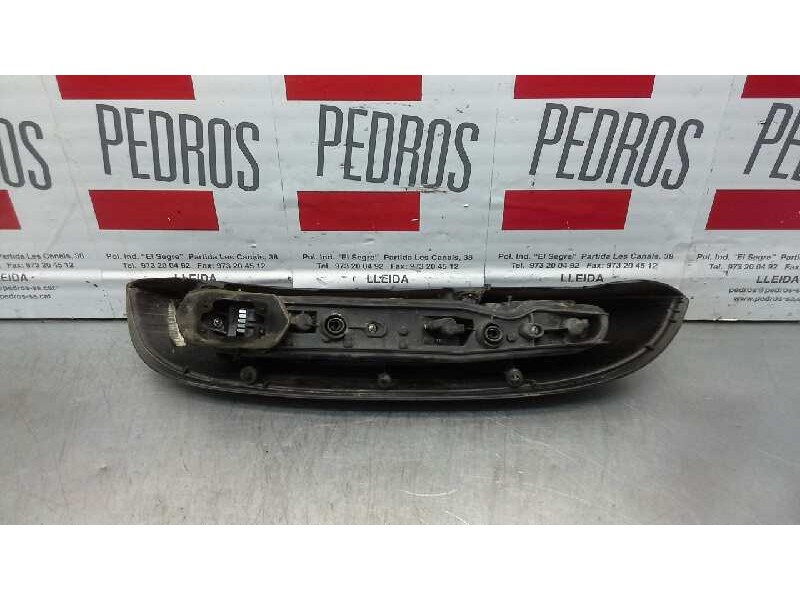 Recambio de piloto trasero derecho para opel corsa c silverline referencia OEM IAM   