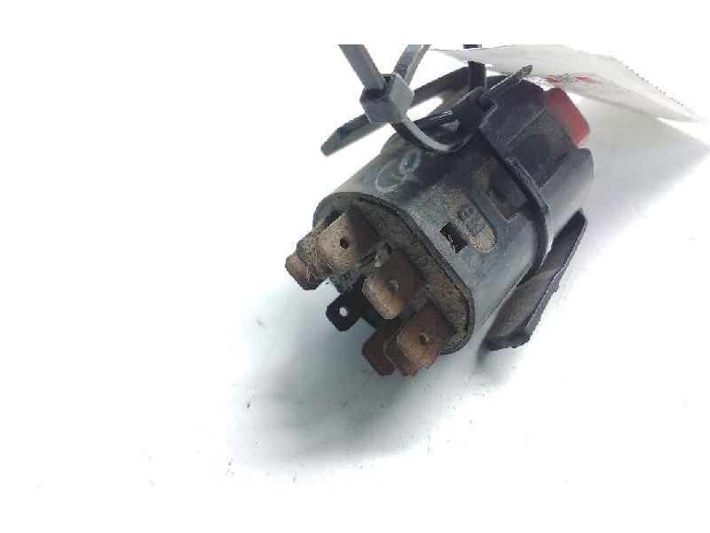 Recambio de warning para opel corsa a referencia OEM IAM 90069102  