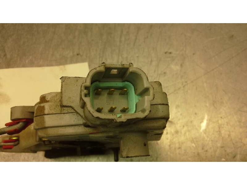 Recambio de cerradura puerta trasera izquierda para nissan primera berlina (p11) se referencia OEM IAM 825039F511  