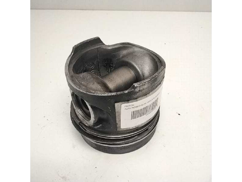 Recambio de piston para alfa romeo 155 2.5 turbodiesel referencia OEM IAM   126127