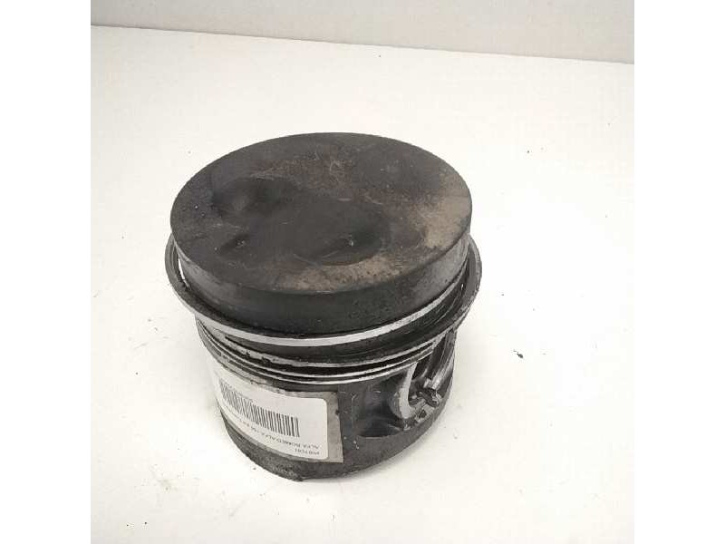 Recambio de piston para alfa romeo 155 2.5 turbodiesel referencia OEM IAM   126127