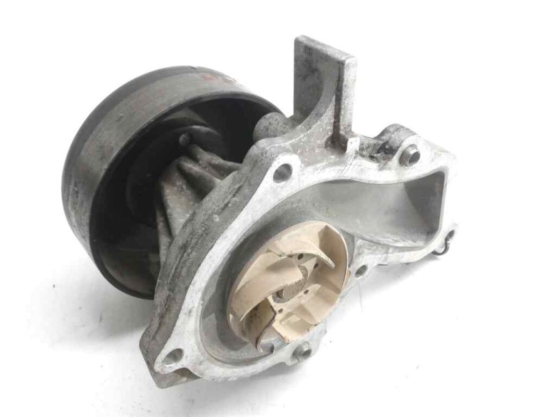 Recambio de bomba agua para ford fiesta berlina (dx) referencia OEM IAM YS6G8505A1A 8509AB 126145