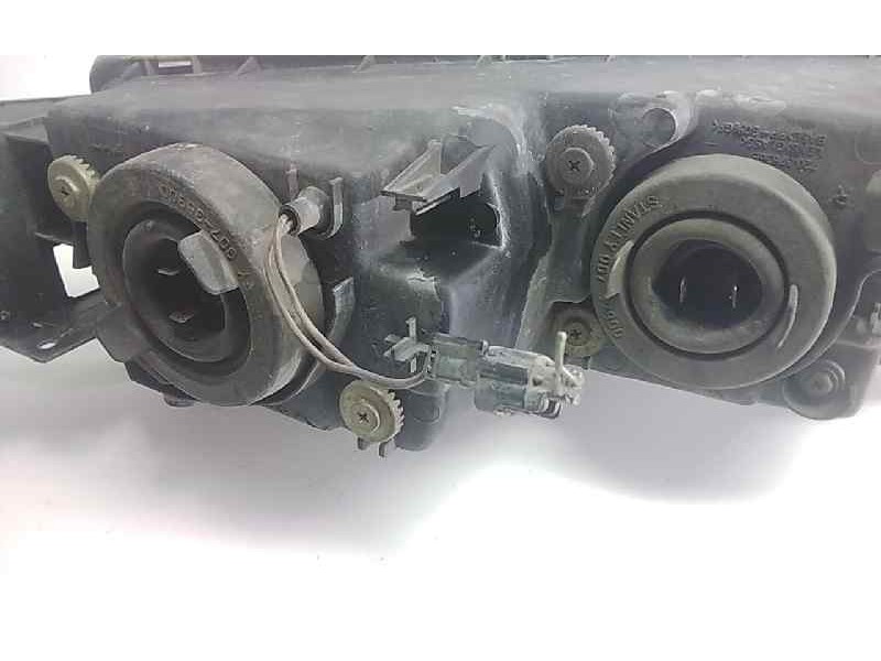 Recambio de faro derecho para mitsubishi galant berlina (ea0) 2000 gls climatizado referencia OEM IAM MR325944  