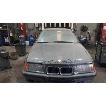 BMW SERIE 3 BERLINA (E36) de desguace
