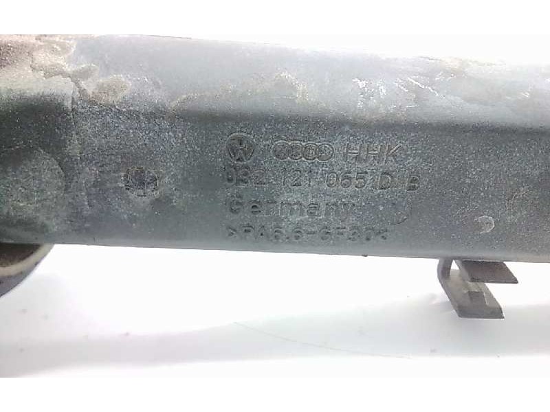 Recambio de caja termostato para seat leon (1m1) signo referencia OEM IAM 032121065D  