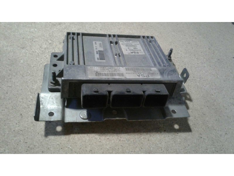 Recambio de centralita motor uce para citroen xsara picasso 1.8 cat (6fz / ew7j4) referencia OEM IAM 21647353-7 84820V02 9646559
