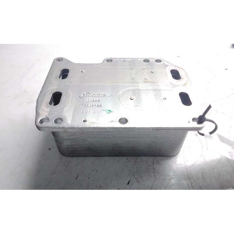 Recambio de enfriador aceite motor para renault trafic caja cerrada (ab 4.01) 2.0 dci diesel cat referencia OEM IAM 70346768  