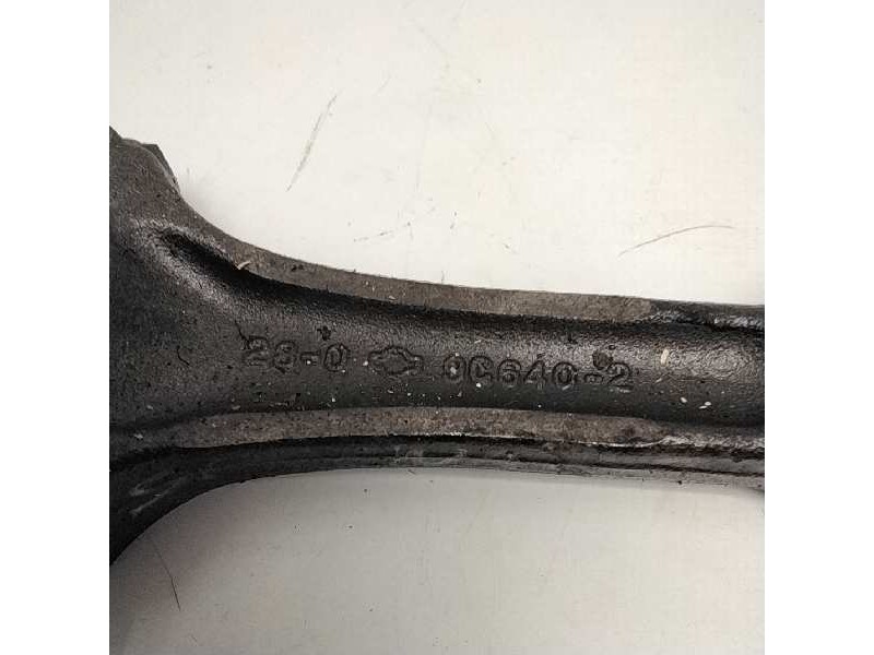 Recambio de biela para nissan serena (c23m) 2.3 diesel referencia OEM IAM   126242