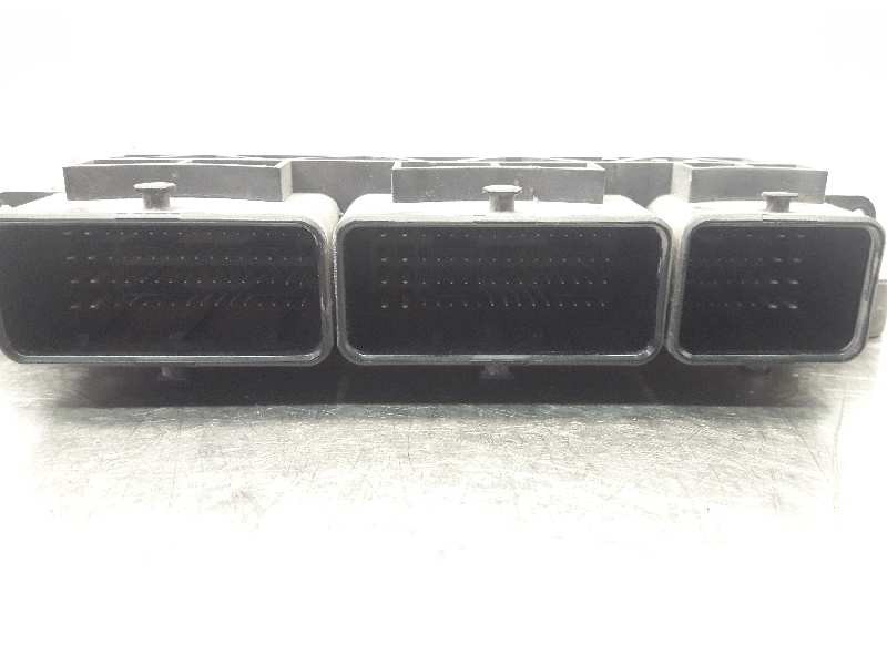 Recambio de centralita motor uce para opel movano b kasten/combi 2.3 cdti referencia OEM IAM 0281017977 384 237100899R