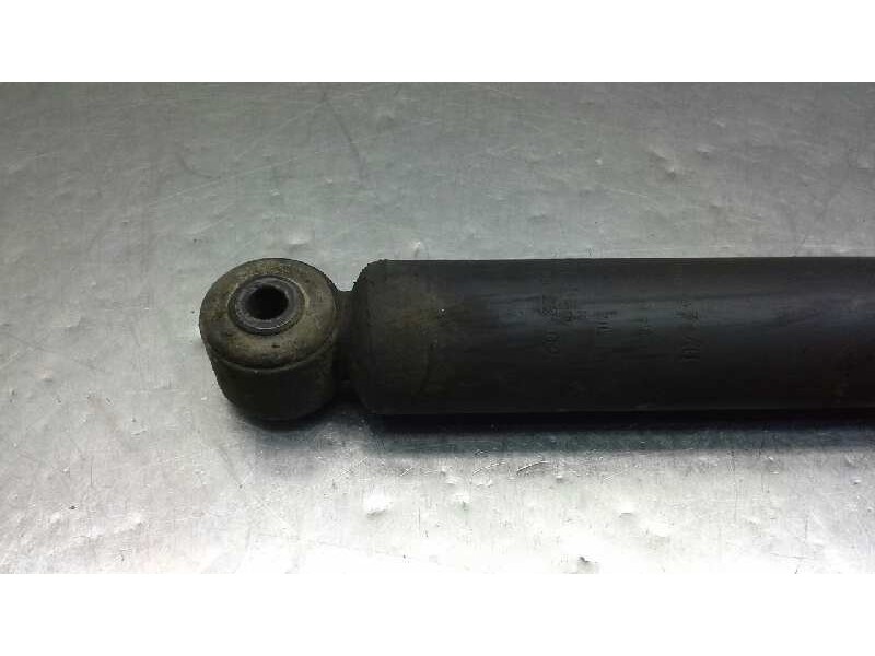 Recambio de amortiguador trasero derecho para jeep cherokee (kj) 2.5 crd sport referencia OEM IAM 52088673AD GL12568 