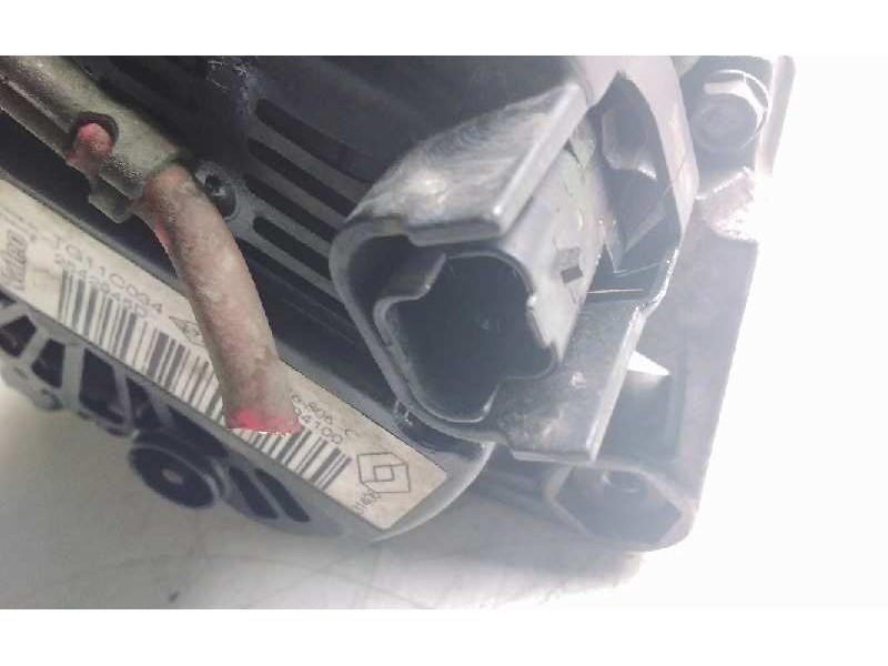 Recambio de alternador para renault clio ii fase ii (b/cb0) campus referencia OEM IAM 8200386806C  