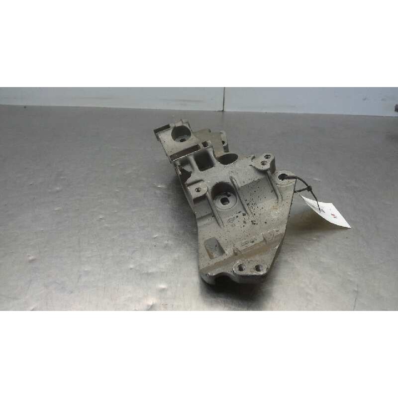 Recambio de soporte alternador para nissan qashqai (j10) 1.5 dci turbodiesel cat referencia OEM IAM   