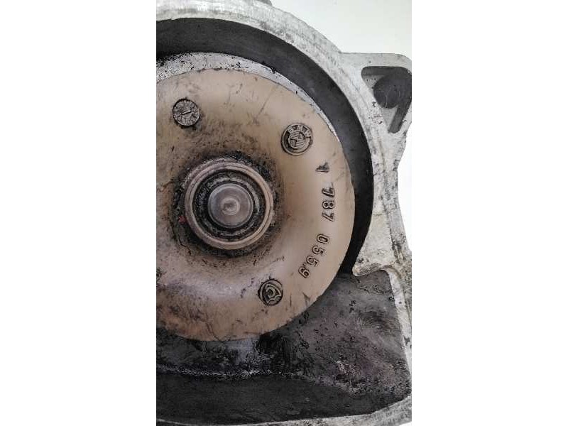 Recambio de bomba agua para bmw serie 3 touring (e46) 320d referencia OEM IAM 77870559  