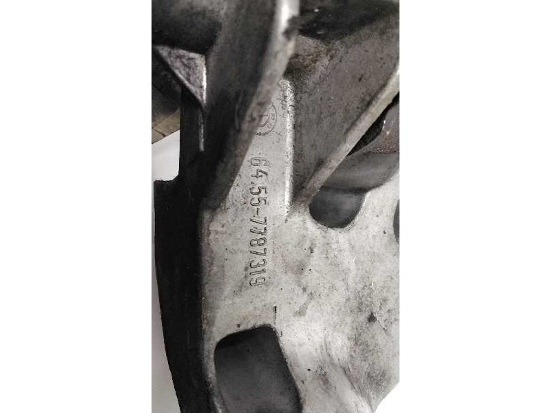 Recambio de soporte alternador para bmw serie 3 touring (e46) 320d referencia OEM IAM 64557787319  