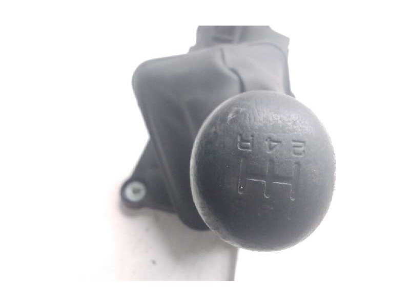 Recambio de palanca cambio para nissan nv 200 (m20) 1.5 dci cat referencia OEM IAM 112102593  
